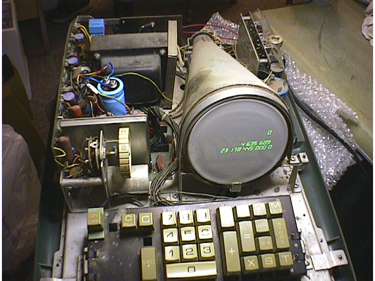 victor-1400-lid-off.JPG (144710 bytes)